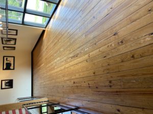 Pros and Cons of Hardwood Floors